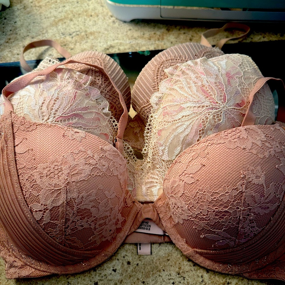 Victoria’s Secret Bras - 32D lace bras - set of 3